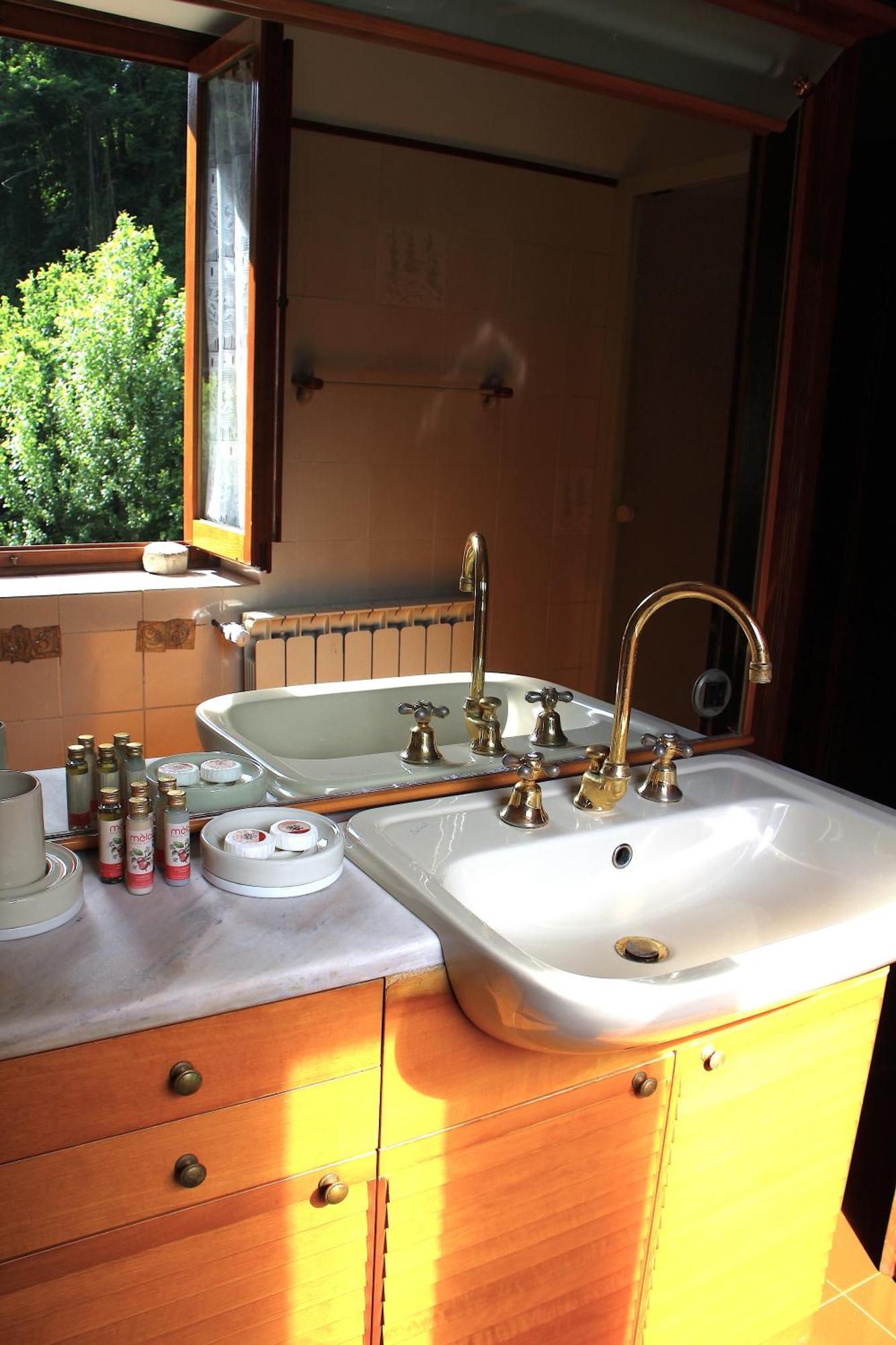 Casa Vacanze Il Boscaccio "Casa Massimo" Fornovolasco Exteriör bild