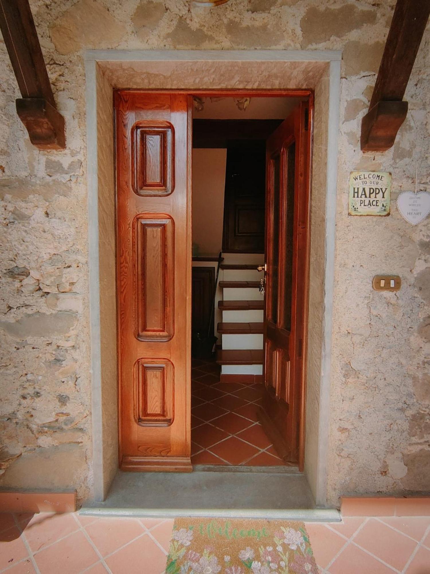 Casa Vacanze Il Boscaccio "Casa Massimo" Fornovolasco Exteriör bild